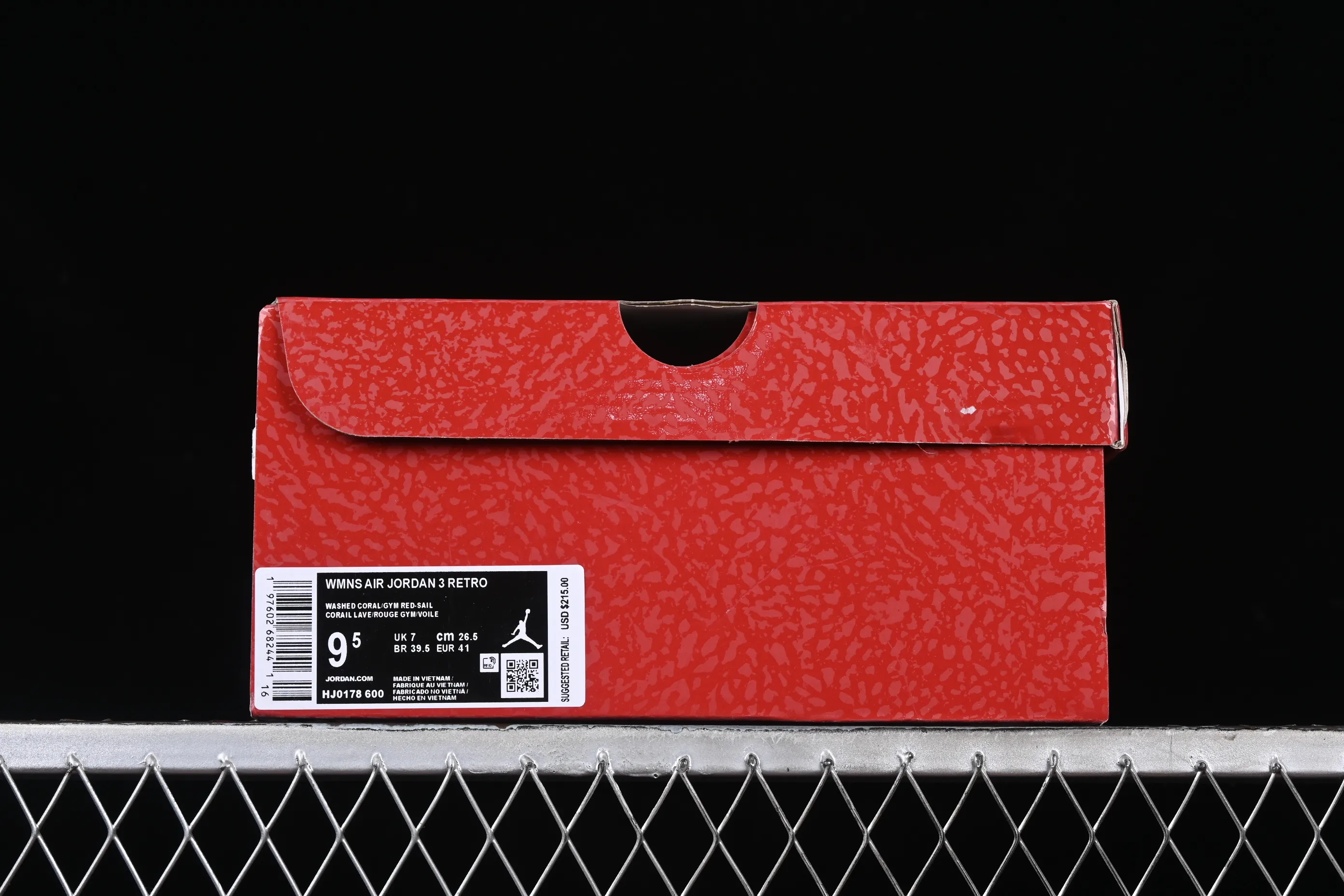 All categories Air Jordan Jordan series basketball shoes Air Jordan 3 P version Air Jordan 3 "Valentine's Day" AJ3 Joe 3 Valentine's Day limited edition HJ0178-600